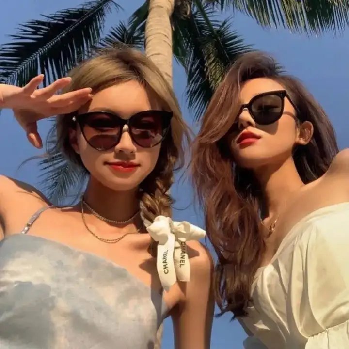 闪婚后,总裁夫妇马甲藏不住